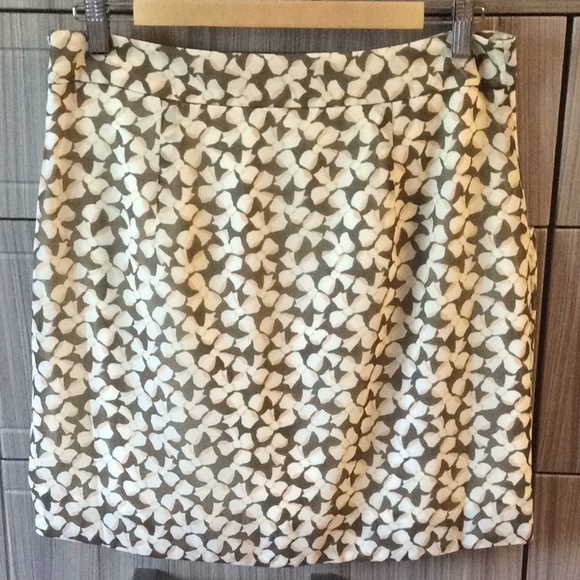 Skirt - Picture 3 of 3